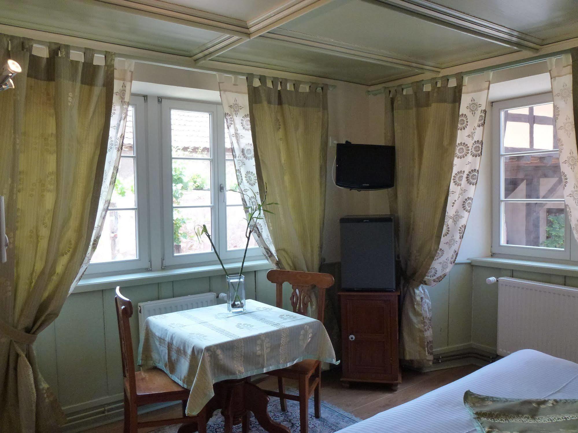 La Cour Du Bailli Suites & Spa เบิร์กไฮม์ ภายนอก รูปภาพ