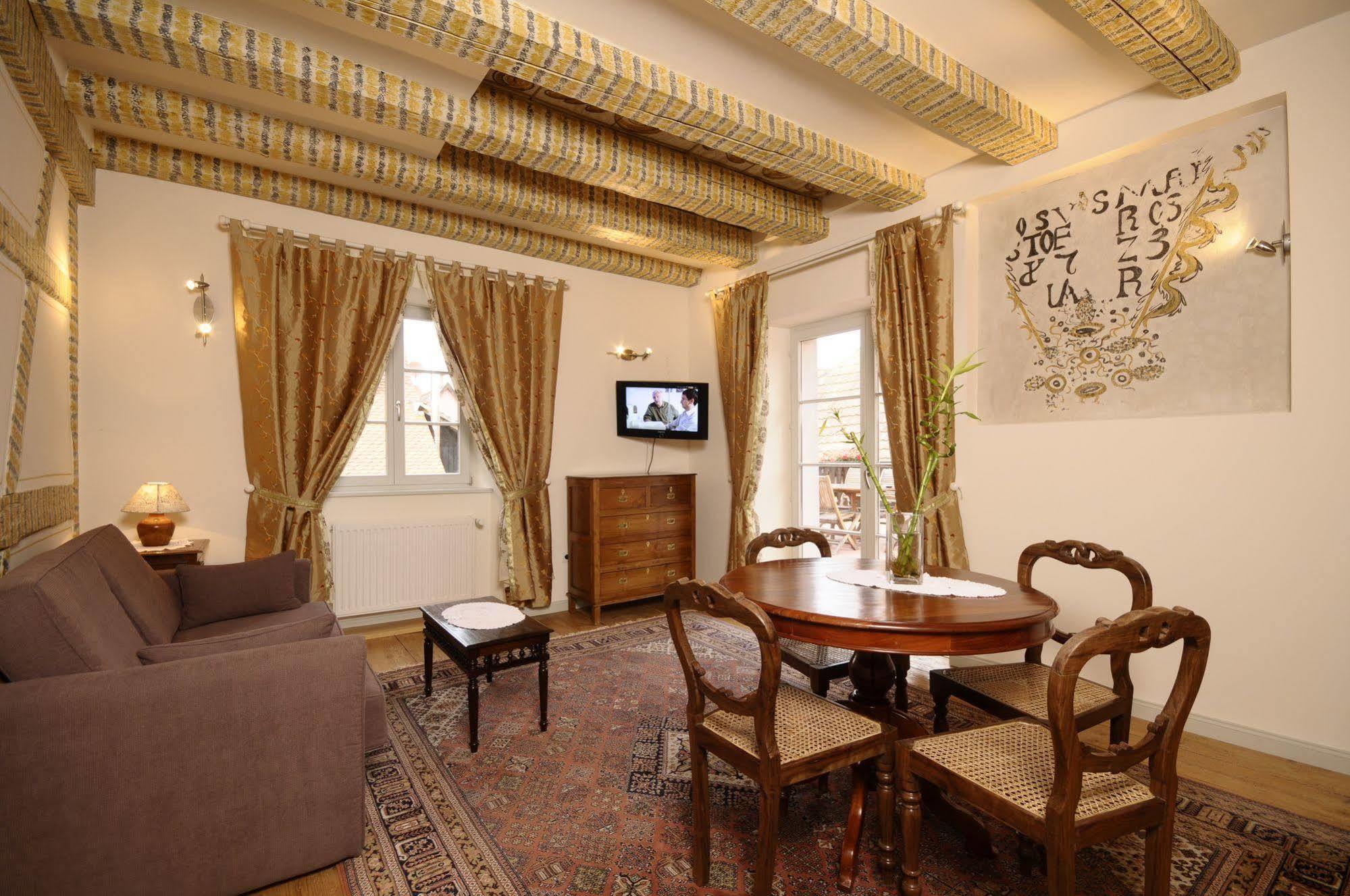 La Cour Du Bailli Suites & Spa เบิร์กไฮม์ ภายนอก รูปภาพ