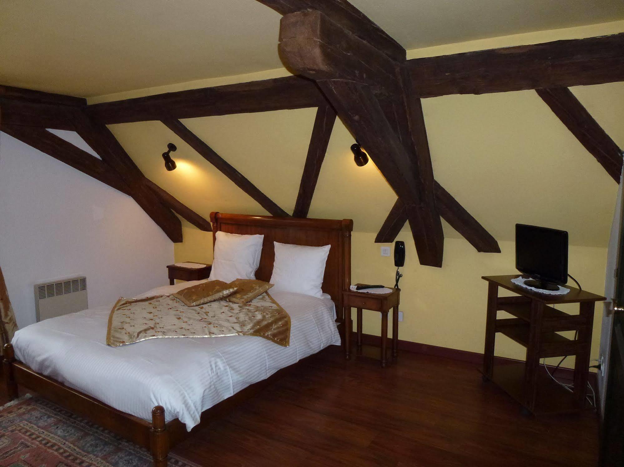 La Cour Du Bailli Suites & Spa เบิร์กไฮม์ ภายนอก รูปภาพ